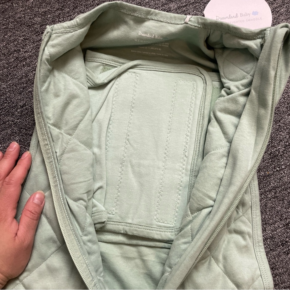 Dreamland baby Quilted weighed Green Baby Sleep Sack Swaddle - Picture 4 of 16